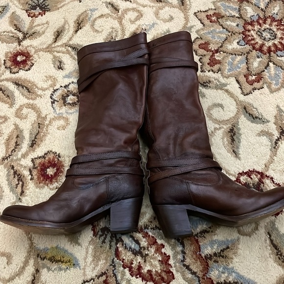 Frye ‘Jane Strappy’ dark brown boots Size 8 - Picture 2 of 7